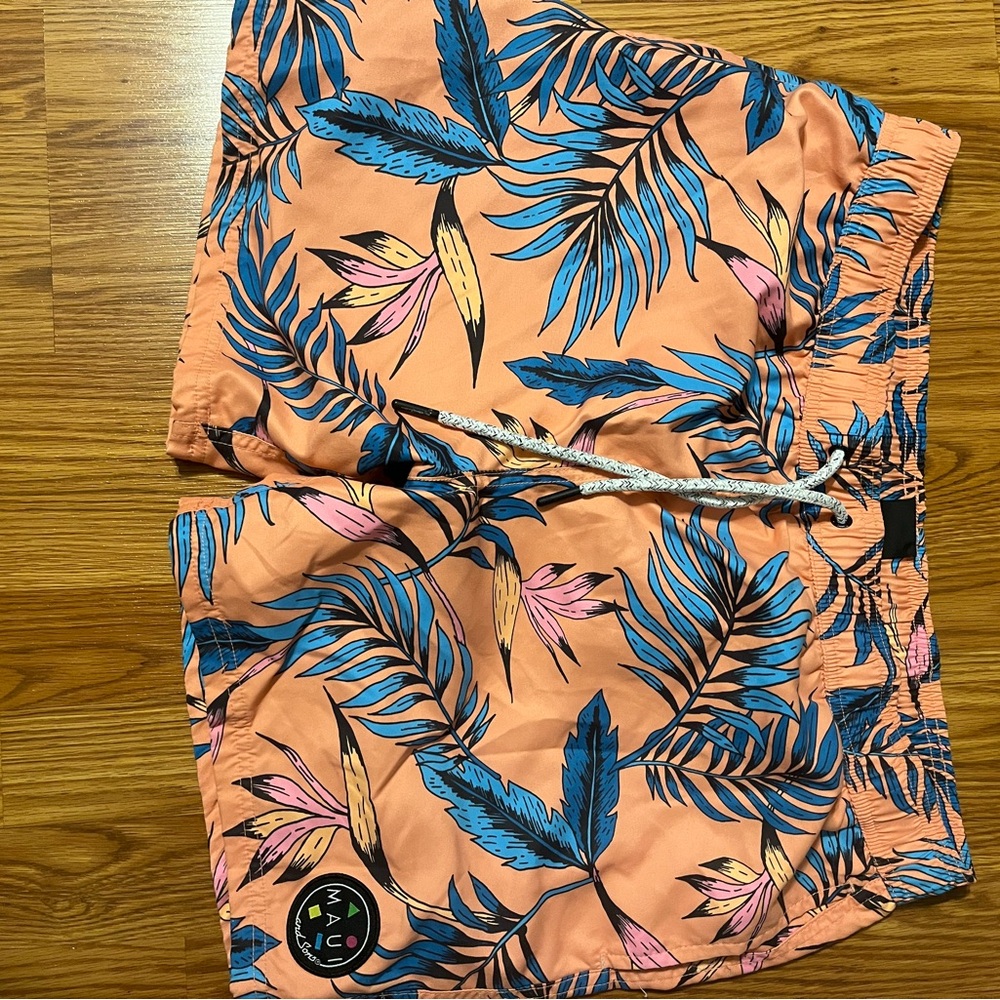 Maui and Sons - size L - used good condition - $15